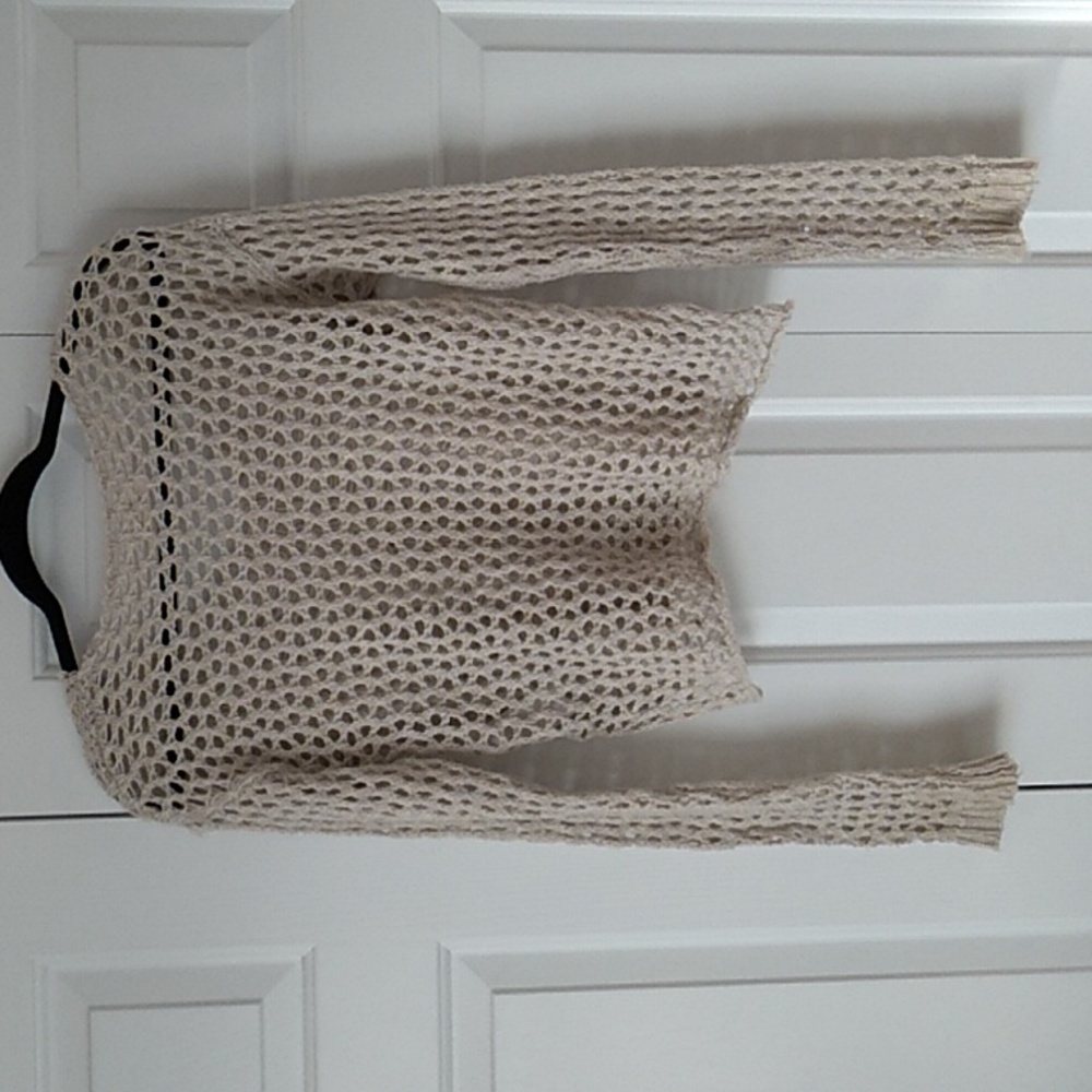 Hollister sweater - Picture 4 of 4